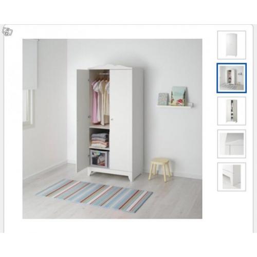 Byrå klädskåp och barn skötbord