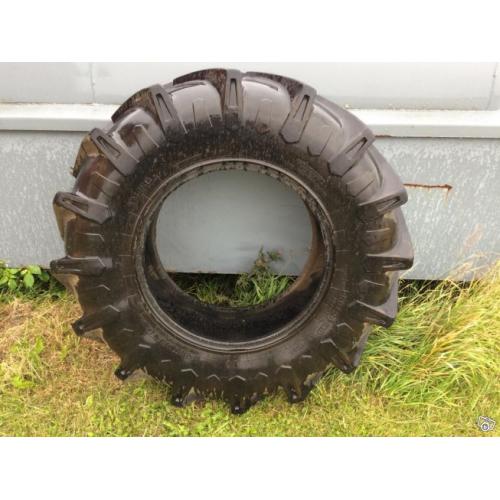 Pirelli traktordäck 14.9R24