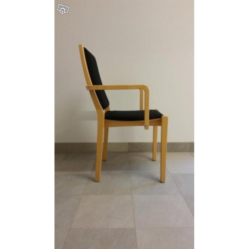 6st stapelbara stolar från Lammhults Möbler