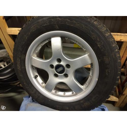 Vinterdäck på alufälg 195x65x15