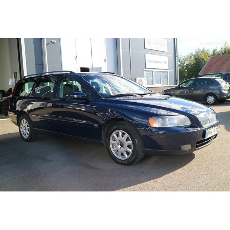 Volvo V70 2.4 140HK / NY KAMREM / DRAGKROK -05