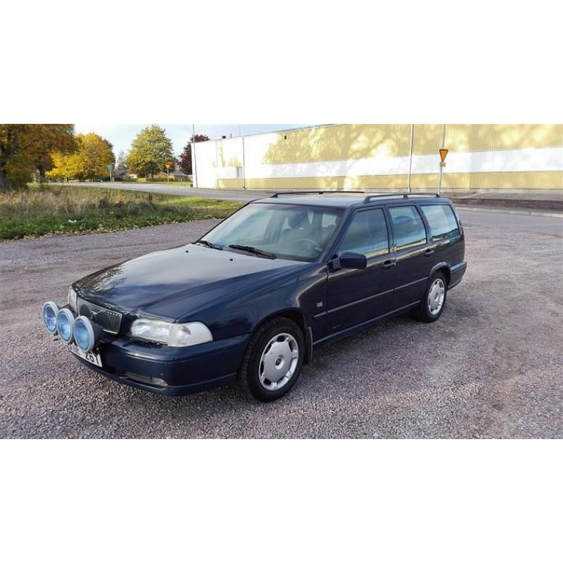 Volvo V70 2.5 (144hk)DRAG 11500KR -99