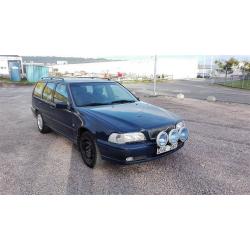 Volvo V70 2.5 (144hk)DRAG 11500KR -99
