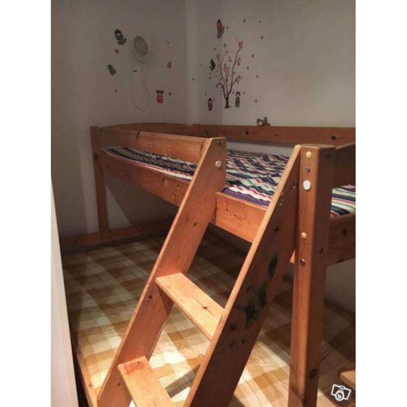 Våningsäng slumpas bort